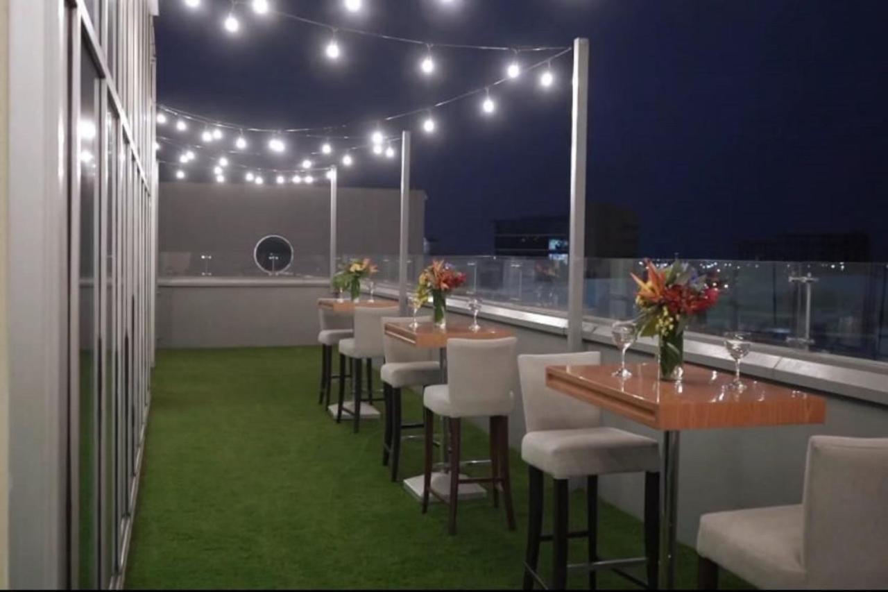 Courtyard By Marriott Guayaquil Hotel Exterior foto