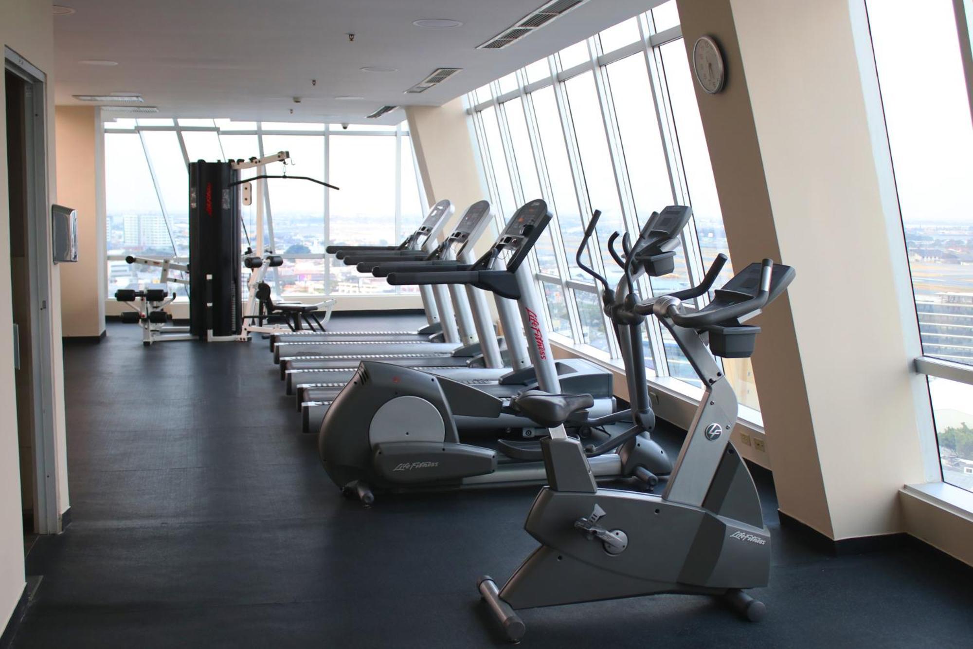 Courtyard By Marriott Guayaquil Hotel Exterior foto