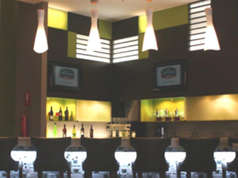 Courtyard By Marriott Guayaquil Hotel Exterior foto